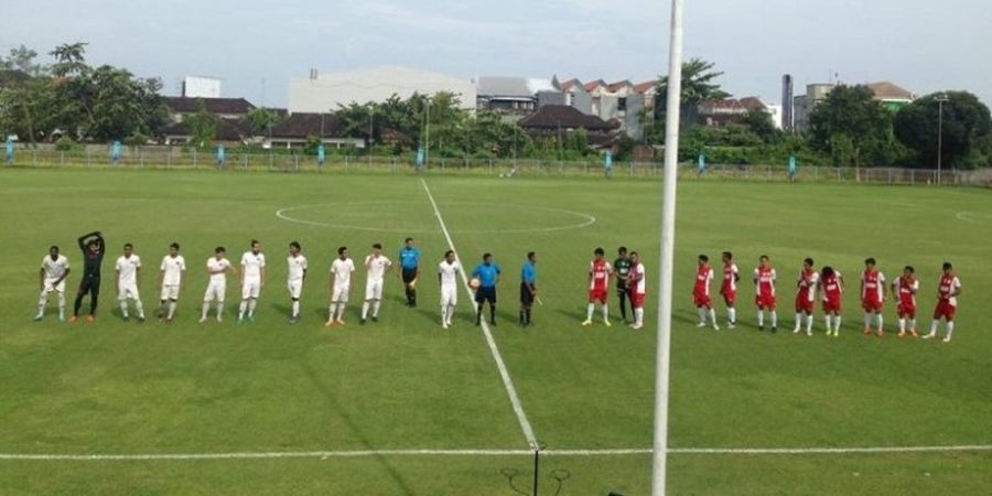 PSM Makassar Menang dan Mencetak Delapan Gol 