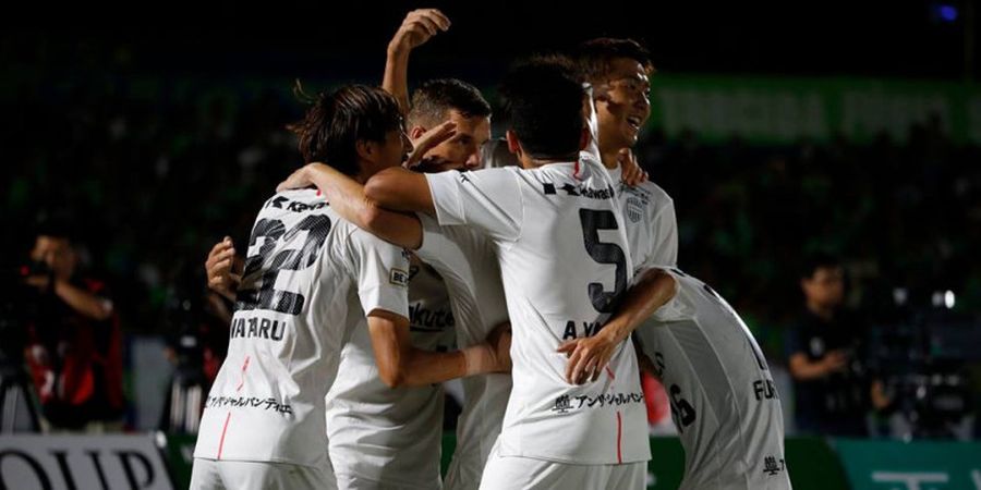 Podolski dan Iniesta Sukses Bawa Klub yang Mereka Bela ke Papan Atas Liga Jepang