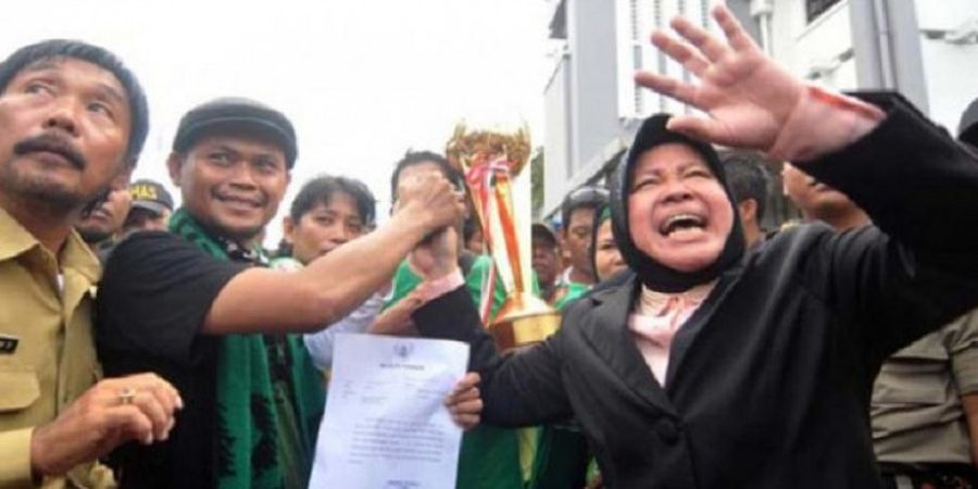 Risma Kembali Tak Hadiri Acara Perayaan Persebaya Surabaya, Ternyata Ini Alasannya