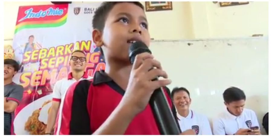 Ketika Bali United Tantang Siswa SD Bernyanyi 'Garuda Pancasila'