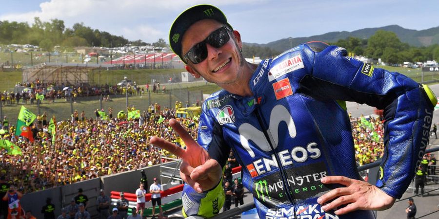 Demi Lawan Sang Kakak, Luca Marini Berharap Valentino Rossi Balapan Sampai Usia 41 Tahun