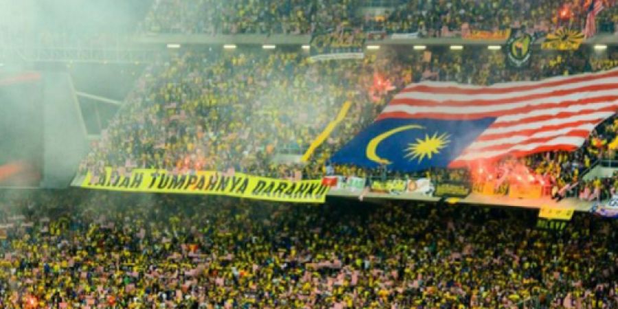 Ternyata Masyarakat Malaysia Pernah Salah Kibarkan Bendera Negaranya di Stadion Bukit Jalil