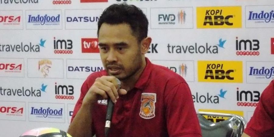 Ponaryo Astaman Ambil Lisensi Kepelatihan A AFC