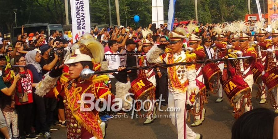 Jelang Asian Para Games 2018 - Lebih dari 10.000 Orang Hadiri Parade di Monas