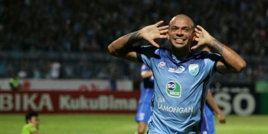 Ivan Carlos Dipastikan Absen Perkuat Persela hingga Akhir Musim