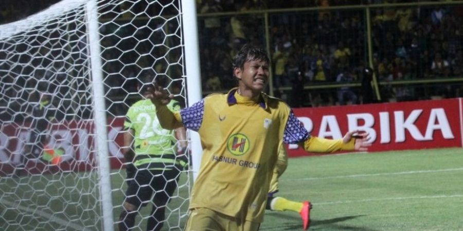 Adam Alis Buka Kemenangan, Barito Putera Cetak Lima Gol