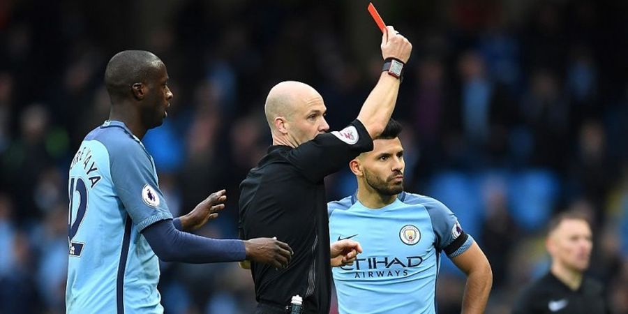 Kartu Merah, Aguero 'Didepak' 101.065 Orang dalam 2 Jam