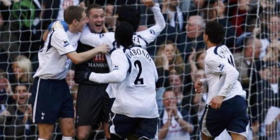 Sejarah 17 Maret: Pada 2007, Gol 87 Meter Kiper Tottenham