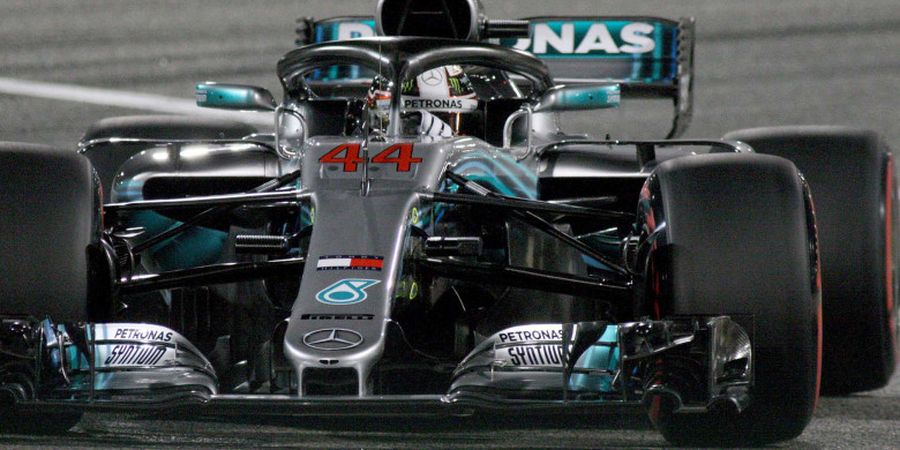 F1 GP Bahrain 2018 - Dapat Hukuman, Lewis Hamilton Dipastikan Tidak Bisa Meraih Pole Position