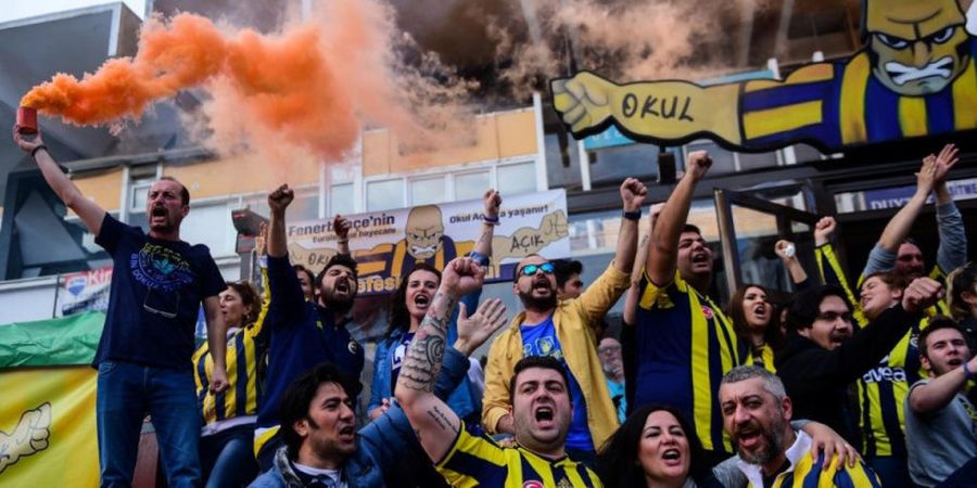 Bikin Tepok Jidat, Begini Aksi Gila Penggemar Klub Kasta Kedua di Liga Turki