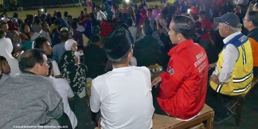 Presiden Joko Widodo Menyapa Penutupan Asian Games 2018 dari Pengungsian Gempa di Lombok