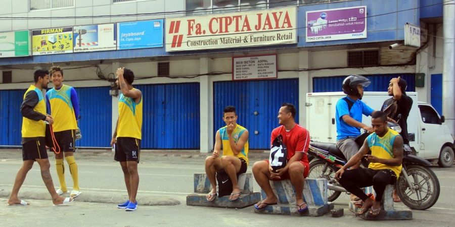 Bus Latihan Tak Datang, Pemain Arema Sempat Telantar di Jayapura