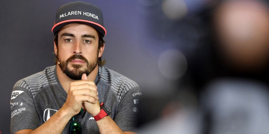 Ketika Fernando Alonso Meninggalkan Singapura dengan Lubang Sebesar Kepalan Tangan di Tembok