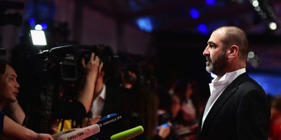 Eric Cantona: Seharusnya Saya Pukul Fans Palace Lebih Keras!