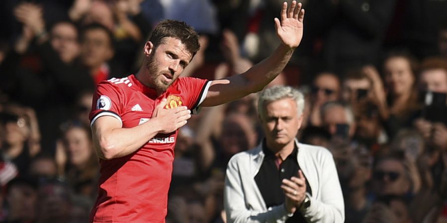 Tak Banyak Berkata-kata, Michael Carrick Hanya Abadikan Benda-benda Kenangan Ini Setelah Putuskan untuk Pensiun