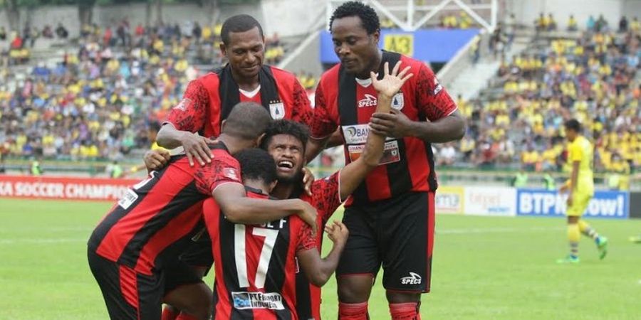 Kandaskan Persegres, Persipura Selangkah Lagi Juarai TSC 2016