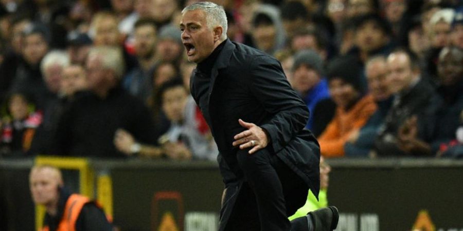 Momen Jose Mourinho Terlibat Keributan di Laga Chelsea Vs Manchester United