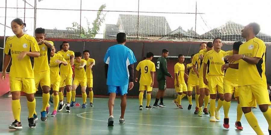 Semen Padang Berlatih di Arena Futsal, 14 Jam Sebelum Lawan Bhayangkara FC