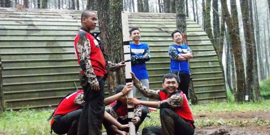 PB Djarum Gembleng Mental Atlet Muda di Hutan Pinus Cikole