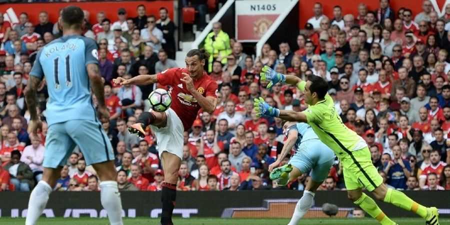 Rapor Debutan Derbi Manchester, Cahaya Ibrahimovic dan Kegelapan Bravo