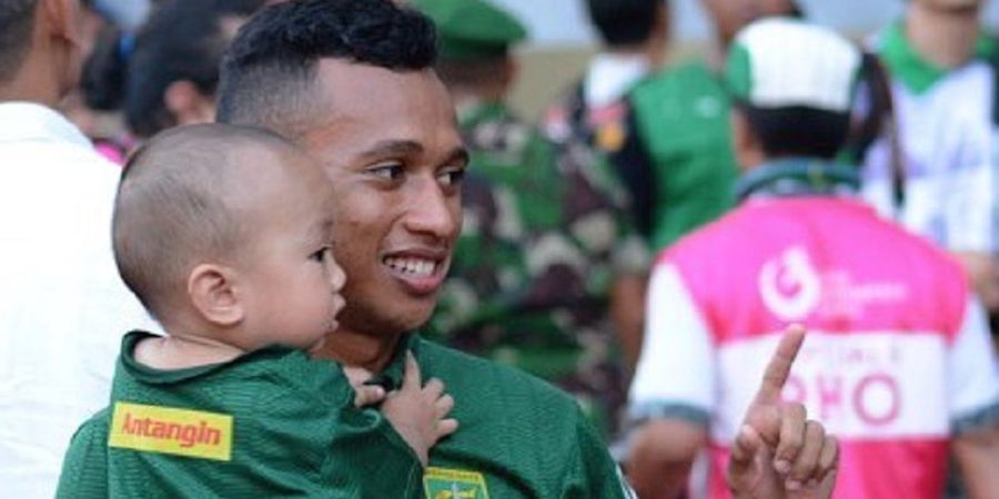 Pemain Terbaik Liga 2 Perpanjang Kontrak di Persebaya, Persib dan PSM Makassar Dibikin Gigit Jari