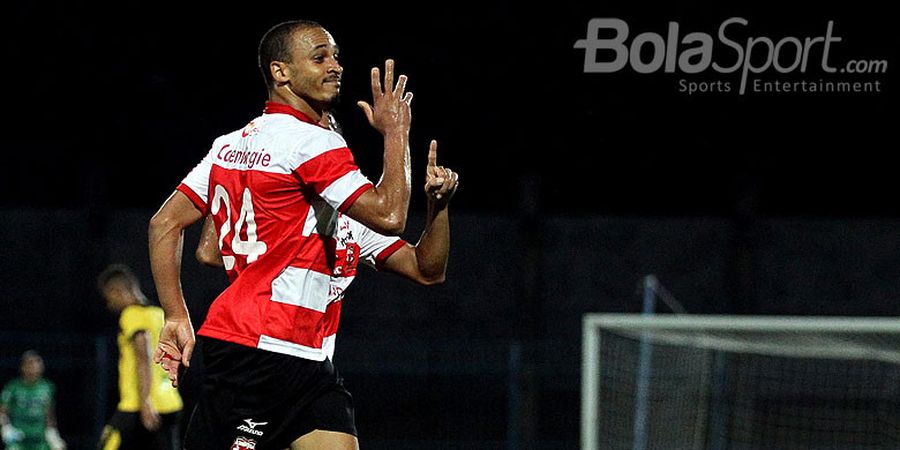 Konflik dengan Madura United Berakhir, Mungkinkah Odenwingie Kembali Bergabung