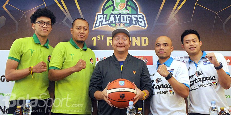 Saling Jegal Stapac Jakarta Kontra Pacific Cesar pada Play-off IBL 2017-2018