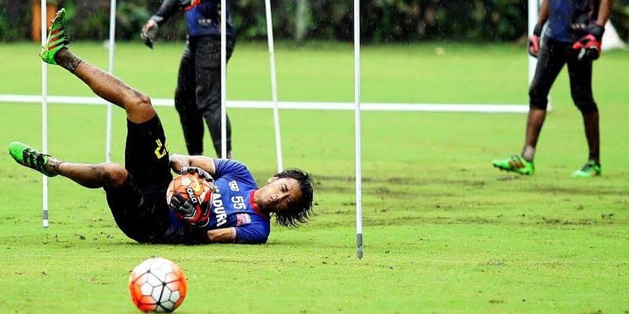 Madura United Tanpa Kiper Utama di Laga Perdana