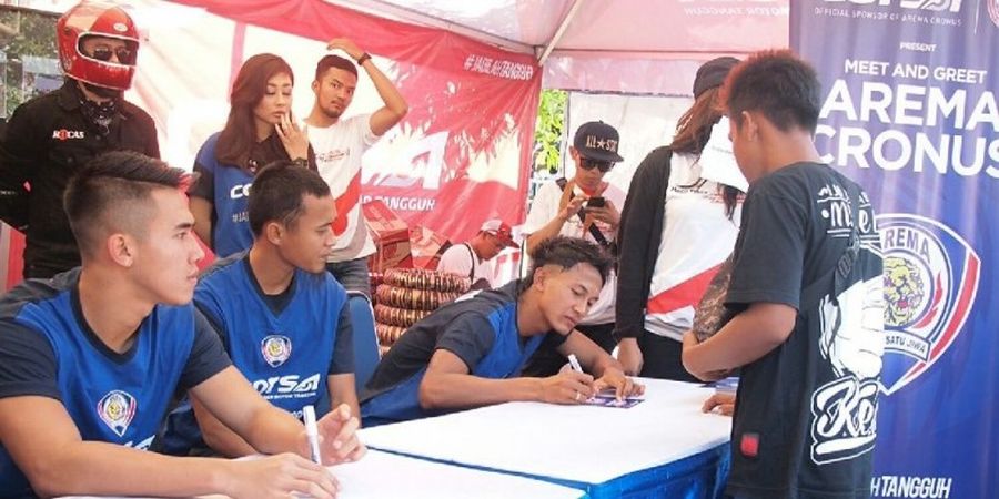 Pemain Arema Jadi Primadona di Motorsport Festival 2016