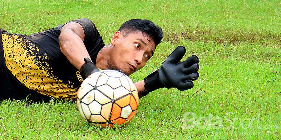 Paling Senior di Sriwijaya FC dan Jadi Cadangan, Kiper Ini Tak Ambil Pusing
