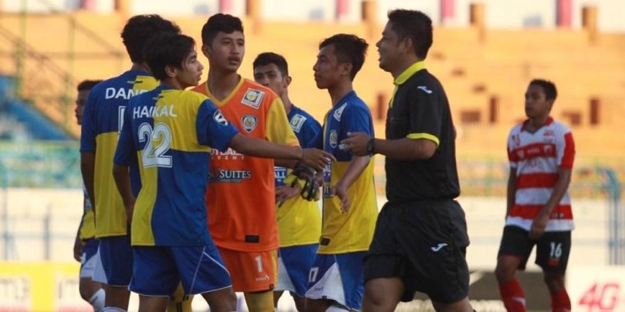 Sepuluh Pemain Arema U-21 Kalah di Madura