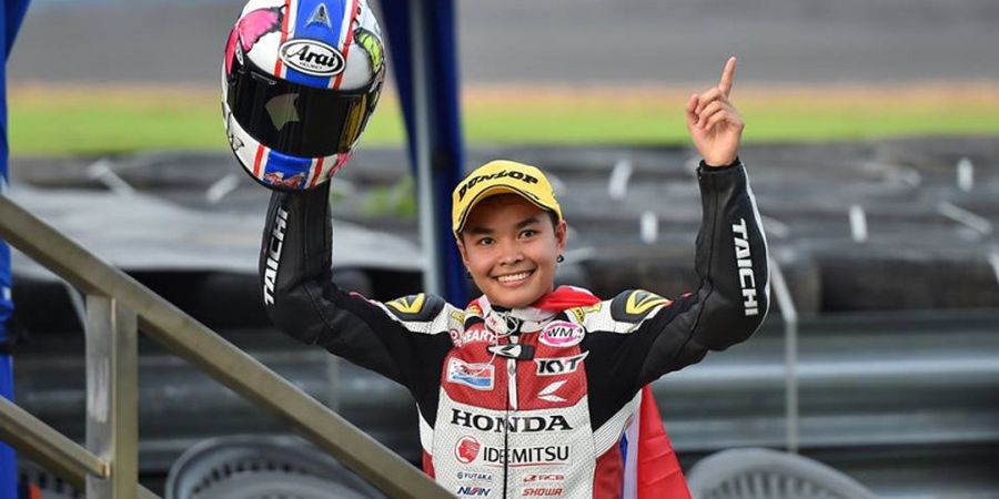 Pebalap Ini Jadi Juara Tercantik di Podium Balap Kedua AP250 Thailand