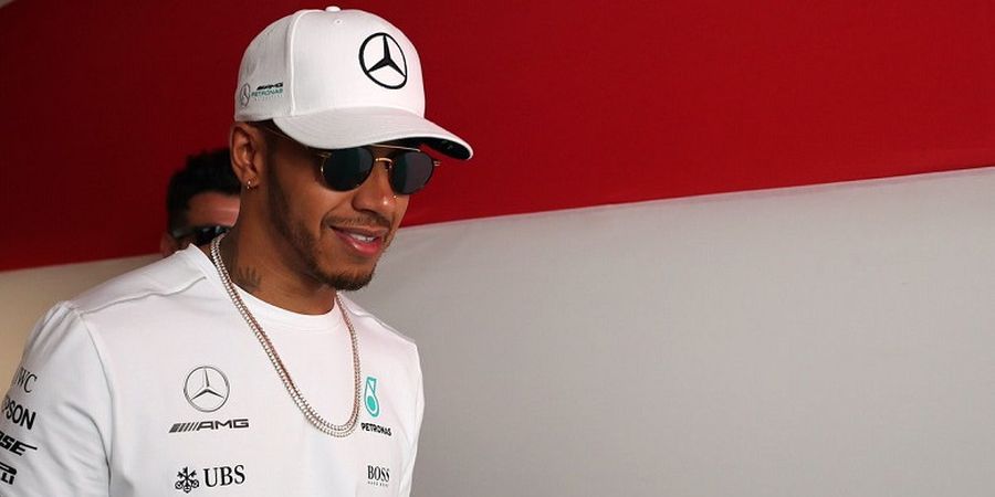Hamilton Tak Berambisi Kejar Rekor Juara Dunia Milik Schumacher