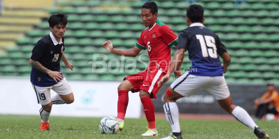 Indonesia Vs Kamboja - 58 Kali Mengalirkan Bola ke Kotak Penalti Lawan untuk Menang 2-0