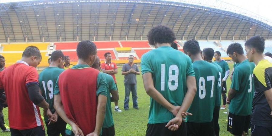 Widodo C Putro Pamitan dengan Tim Sriwijaya FC