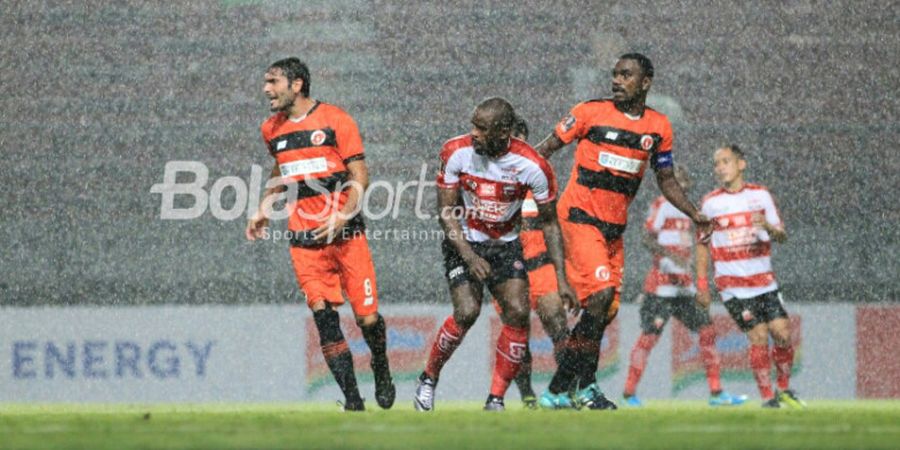 Madura United Akhir Derita Perseru Serui dengan Skor 5-0