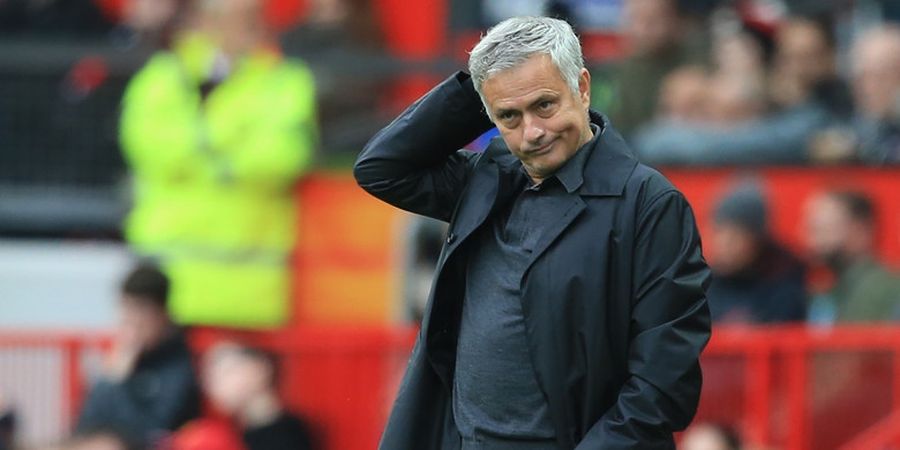 Berita Manchester United - Jose Mourinho Santai Hadapi Tekanan Piala Liga Inggris