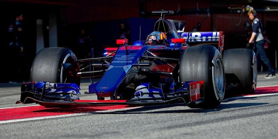 Carlos Sains Siap Beri yang Terbaik pada Balapan Final dengan Toro Rosso
