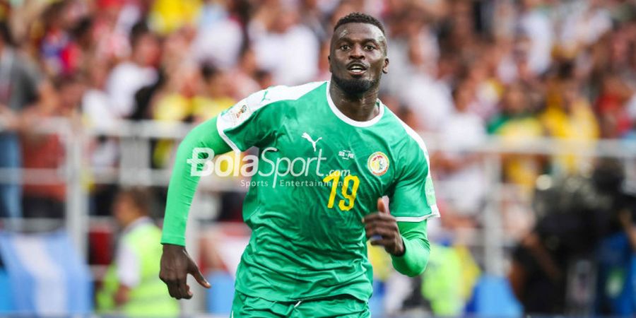 VIDEO - Striker Senegal Curi Gol Kemenangan Lewat Aksi 'Menyelinap' Masuk Lapangan