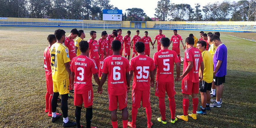 Semen Padang Arungi Liga 2 dengan Tim Dua Lapis