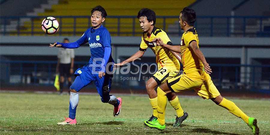 Liga 1 U-19 2018 - Langkah Persib U-19 ke Final Diliputi Protes Pemain Borneo FC U-19 karena Kejadian Kontroversial