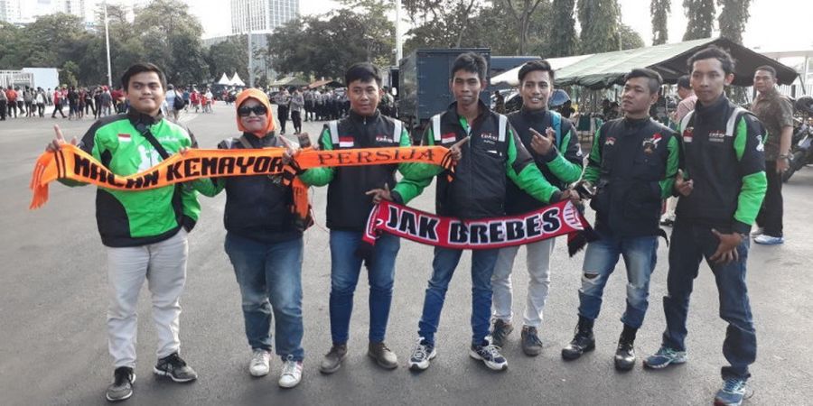 Rela Tinggalkan Penumpang demi Persija