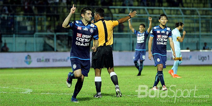 Pengakuan Aji Santoso tentang Dua Gol Arema FC