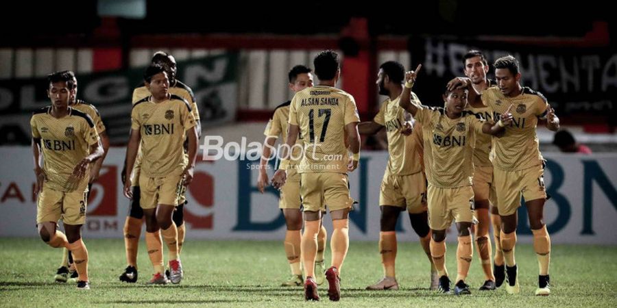Bhayangkara FC Vs Bali United - Babak Pertama Usai, Irfan Bachdim Cs Tertinggal 2 Gol