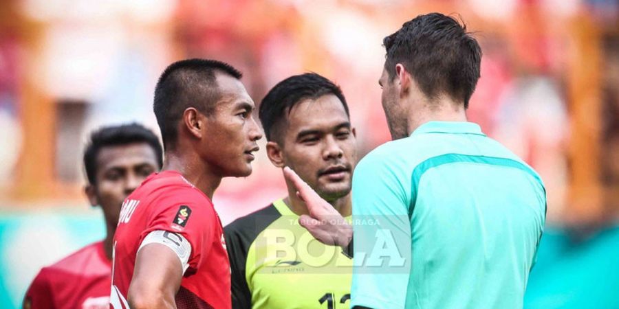 Timnas U-23 Indonesia Vs UEA - 3 Keputusan Merugikan Shaun Evans di Babak Pertama