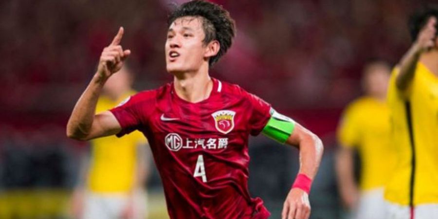 Federasi Sepak Bola China Tegas, Bek Andalan Dilarang Membela Timnas Negerinya Karena Kalung 
