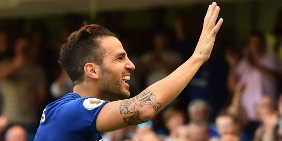 Chelsea vs Everton - Para Fan The Blues Tagih Keadilan untuk Cesc Fabregas