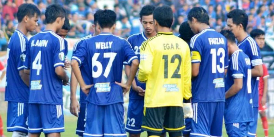 Aksi Suporter PSIS Semarang pada Laga PSIS Semarang vs Sragen United