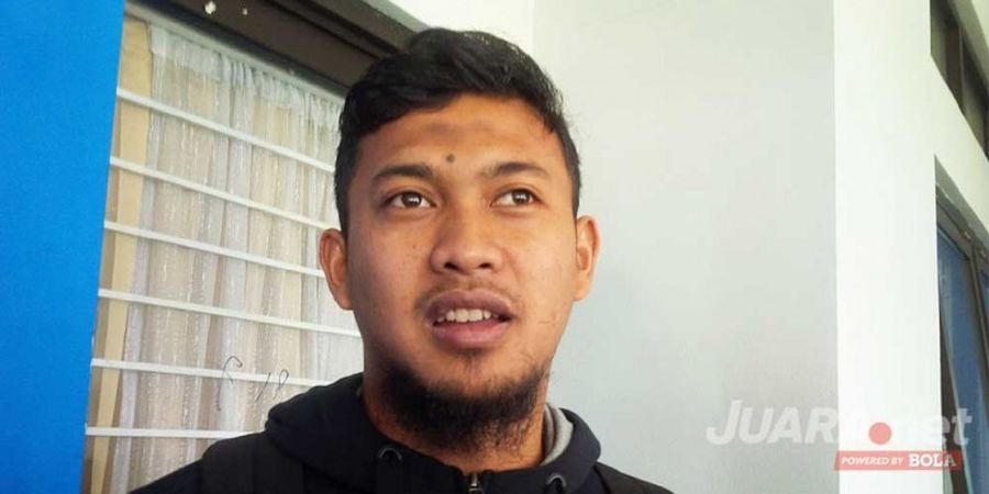 Kiper Persib Bandung Ungkap Peran Media Sosial Bagi Sang Istri