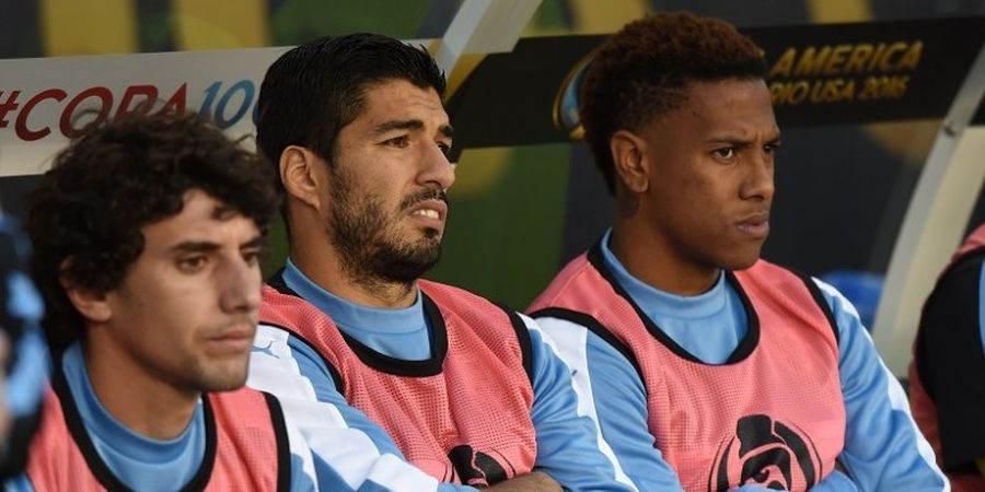 Mengapa Pelatih Uruguay Tak Mainkan Luis Suarez?